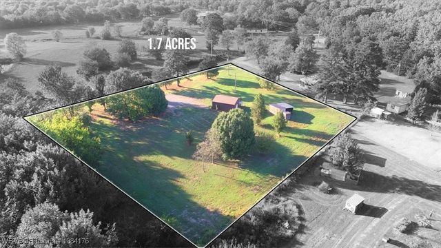 41800 Glendale Road, Howe, OK 74940