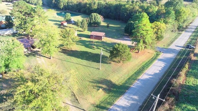 41800 Glendale Road, Howe, OK 74940