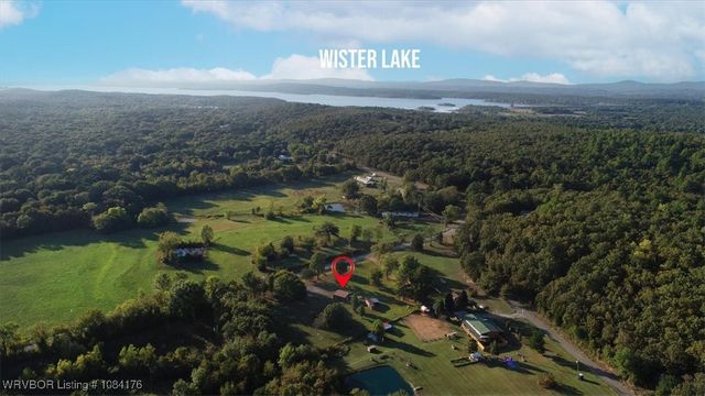 41800 Glendale Road, Howe, OK 74940