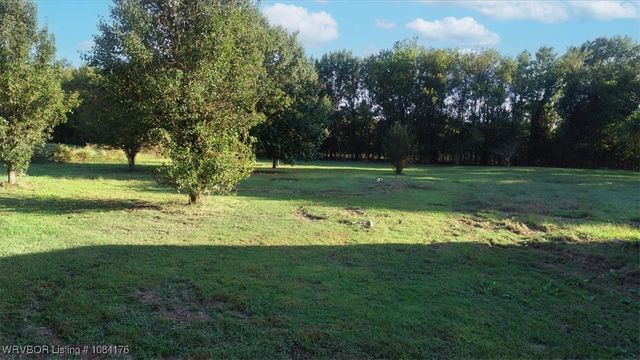 41800 Glendale Road, Howe, OK 74940