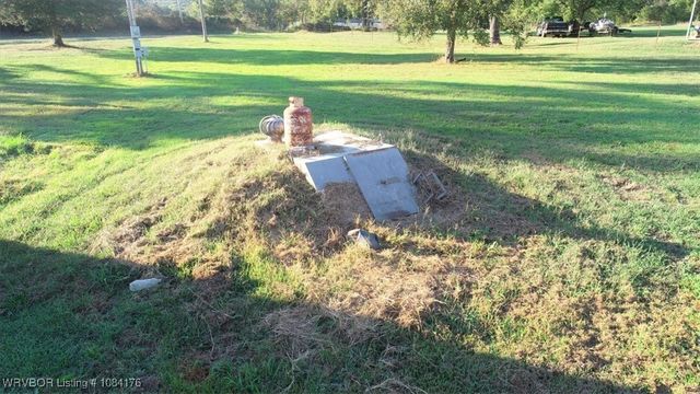 41800 Glendale Road, Howe, OK 74940