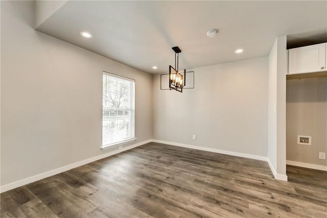 10216 Carry Back Circle, Dallas, TX 75229