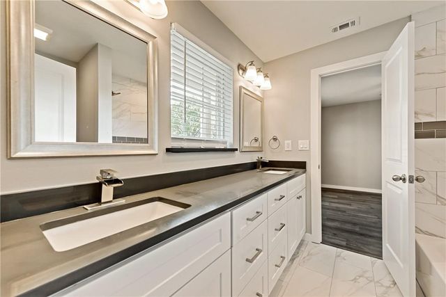 10216 Carry Back Circle, Dallas, TX 75229