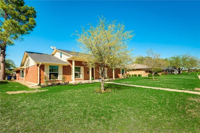 10216 Carry Back Circle, Dallas, TX 75229