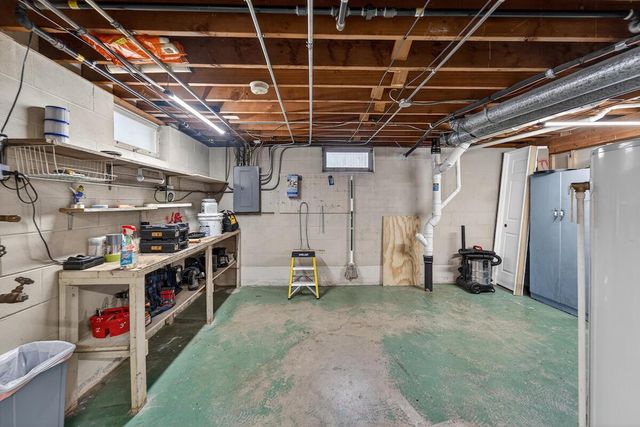 408 9th STREET, Kenosha, WI 53140
