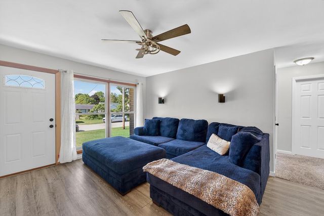 408 9th STREET, Kenosha, WI 53140