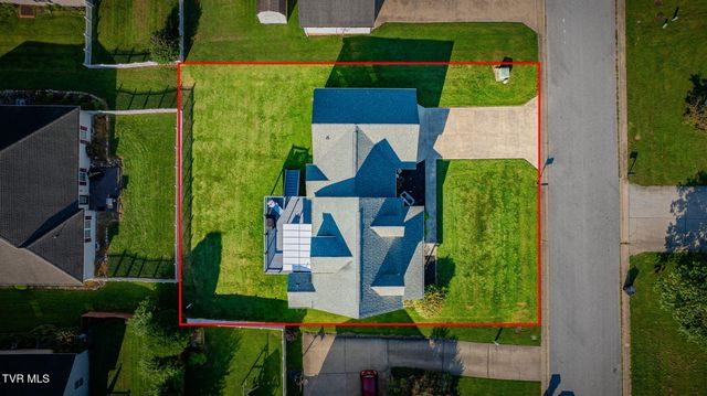 106 Violet Lane, Bluff City, TN 37618