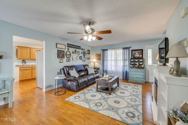 106 Violet Lane, Bluff City, TN 37618