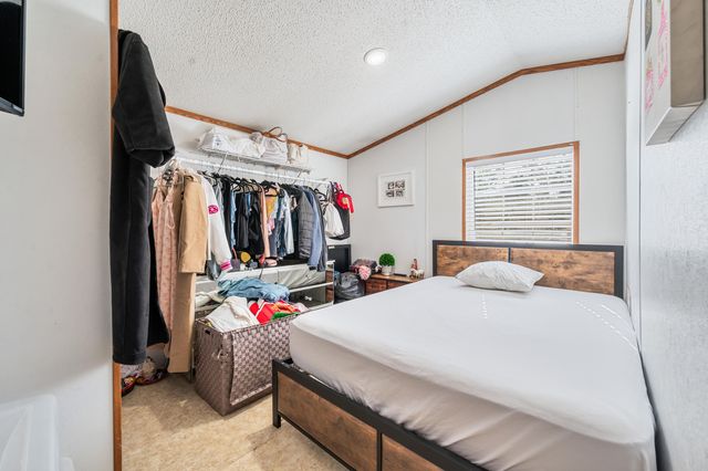 22132 15th Ave, Sears, MI 49679