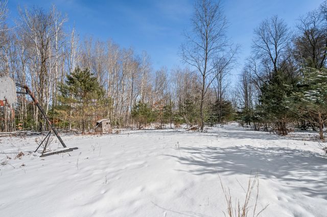 22132 15th Ave, Sears, MI 49679