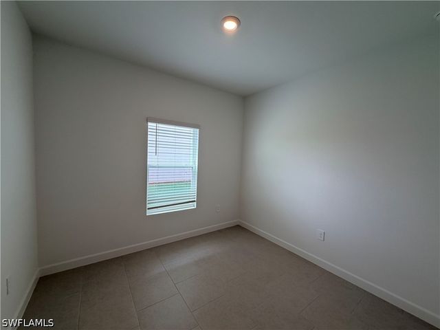 3917 Passion Vine DR, Alva, FL 33920