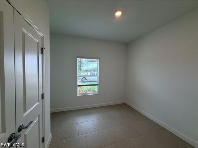3917 Passion Vine DR, Alva, FL 33920