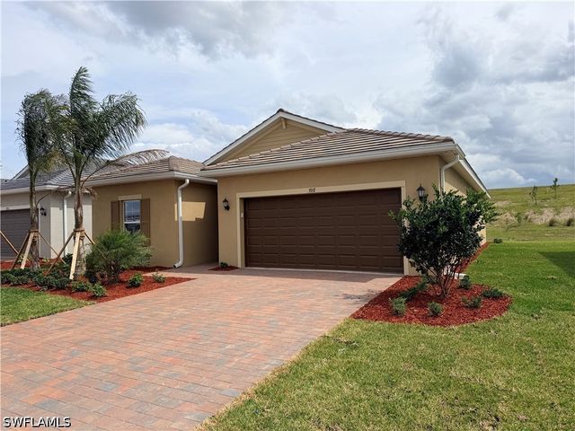 3917 Passion Vine DR, Alva, FL 33920