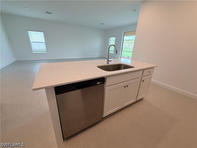 3917 Passion Vine DR, Alva, FL 33920