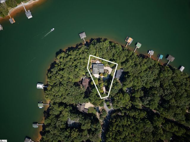126 Indian Hill, Westminster, SC 29693