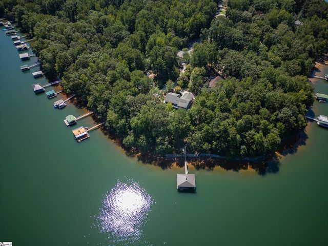 126 Indian Hill, Westminster, SC 29693