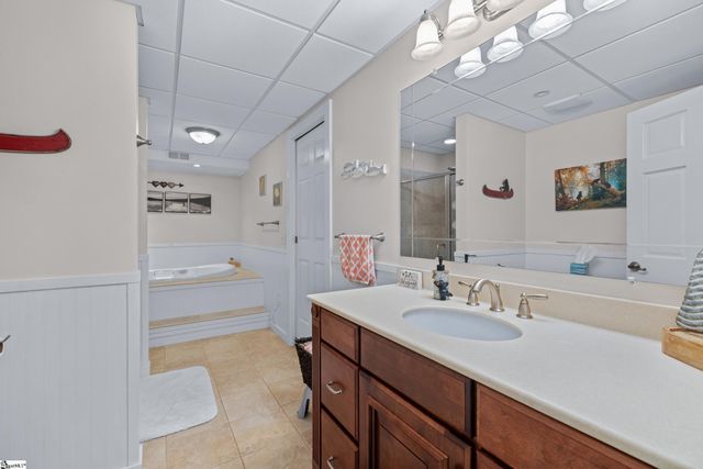 126 Indian Hill, Westminster, SC 29693