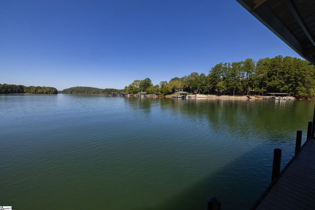 126 Indian Hill, Westminster, SC 29693