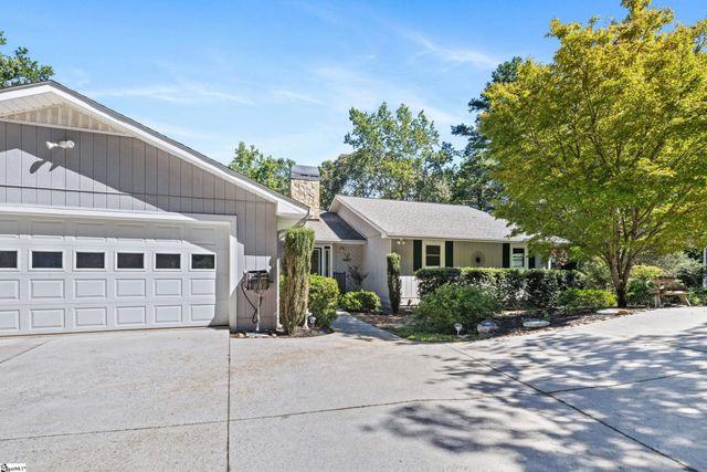 126 Indian Hill, Westminster, SC 29693