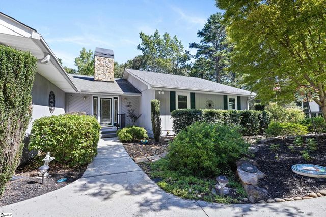 126 Indian Hill, Westminster, SC 29693