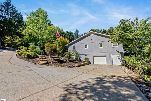 126 Indian Hill, Westminster, SC 29693