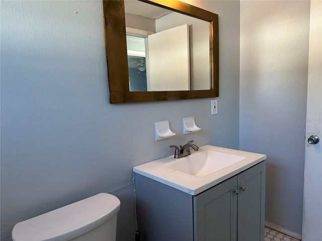 351 50TH AVENUE N, St Petersburg, FL 33703