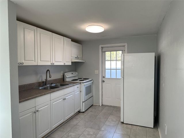 351 50TH AVENUE N, St Petersburg, FL 33703