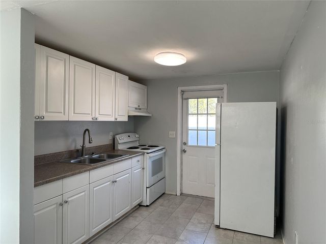 351 50TH AVENUE N, St Petersburg, FL 33703