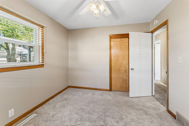 3608 AVENUE G, Council Bluffs, IA 51501