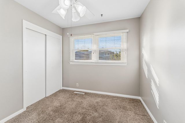 3608 AVENUE G, Council Bluffs, IA 51501