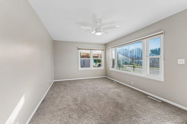 3608 AVENUE G, Council Bluffs, IA 51501