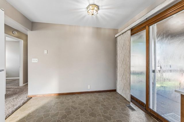 3608 AVENUE G, Council Bluffs, IA 51501