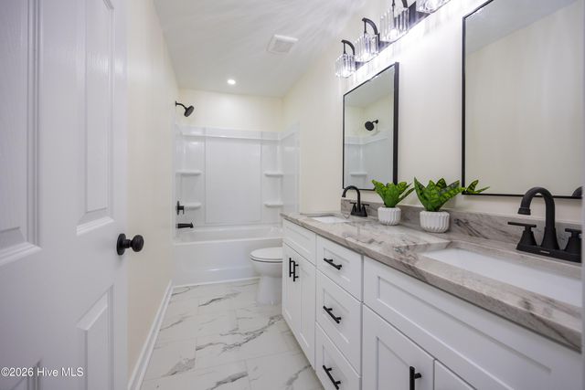 1503 Honrine Road, Clinton, NC 28328