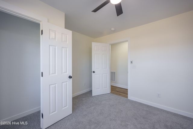 1503 Honrine Road, Clinton, NC 28328