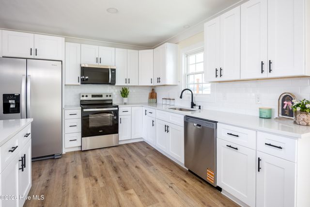 1503 Honrine Road, Clinton, NC 28328