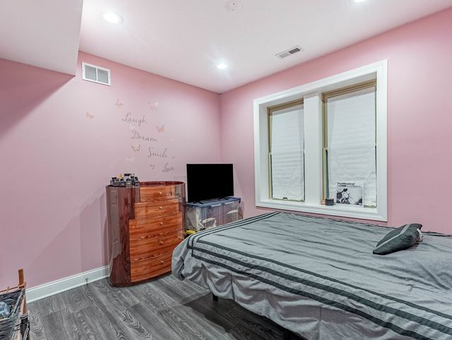 5330 W Drummond Place, Chicago, IL 60639