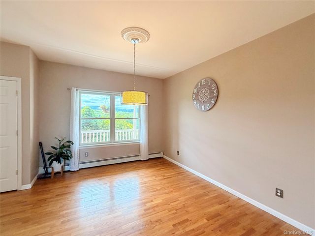 512 County Route 49, Middletown, NY 10940