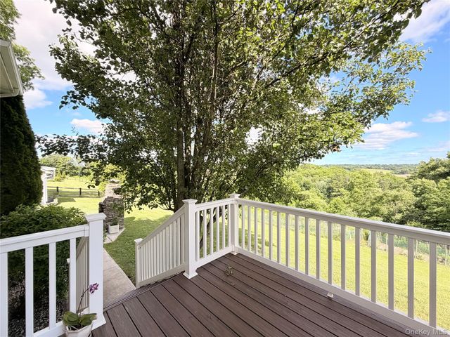 512 County Route 49, Middletown, NY 10940