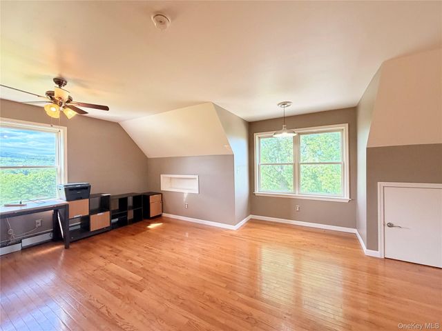 512 County Route 49, Middletown, NY 10940