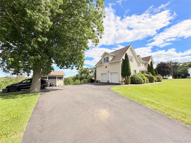 512 County Route 49, Middletown, NY 10940
