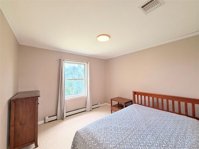 512 County Route 49, Middletown, NY 10940