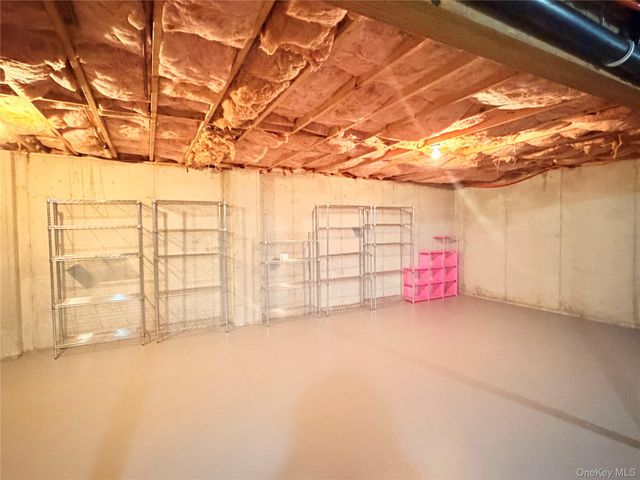512 County Route 49, Middletown, NY 10940