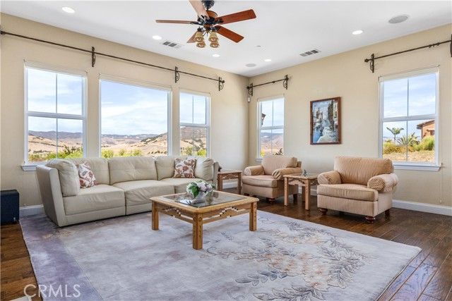 1675 Nasella Lane, San Luis Obispo, CA 93405