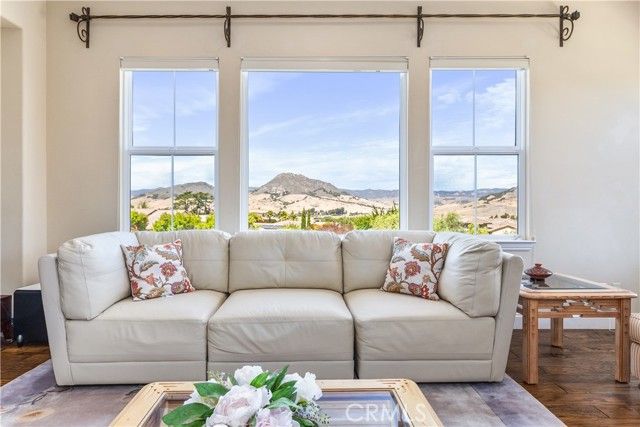 1675 Nasella Lane, San Luis Obispo, CA 93405