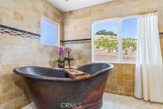 1675 Nasella Lane, San Luis Obispo, CA 93405