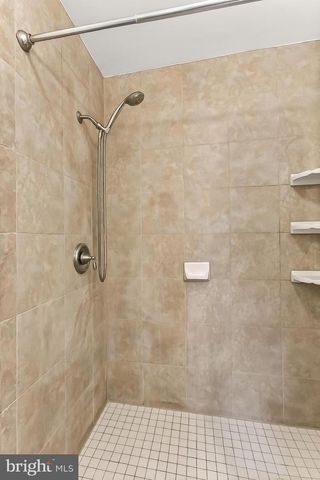 5406 MIDSHIP CT, Burke, VA 22015