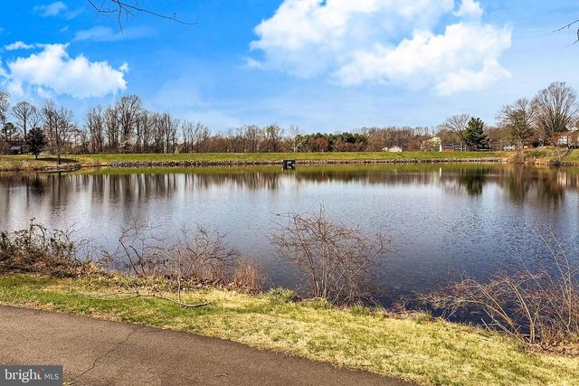 5406 MIDSHIP CT, Burke, VA 22015