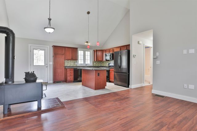 109 Old Brookline Road, Milford, NH 03055