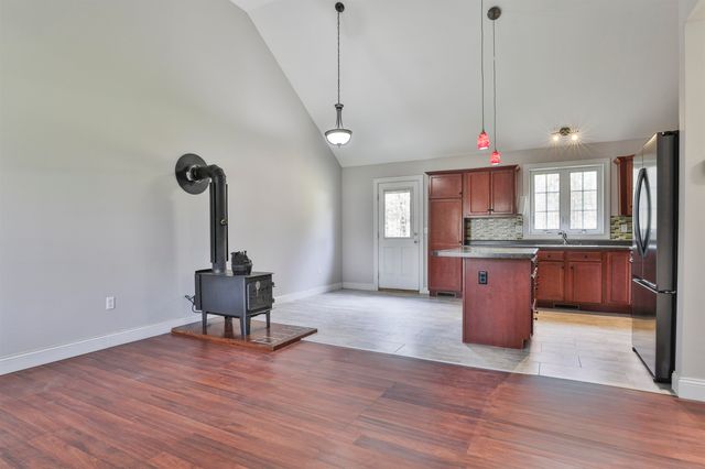 109 Old Brookline Road, Milford, NH 03055