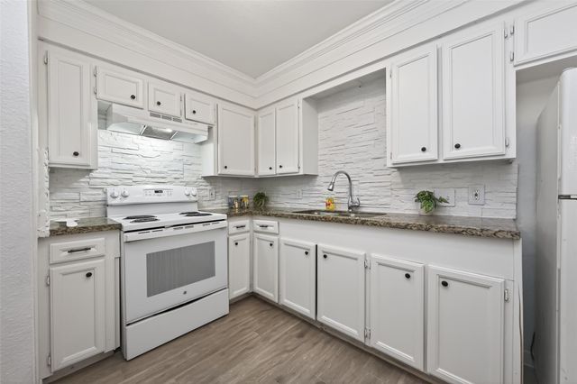 7718 Morley Street, Houston, TX 77061